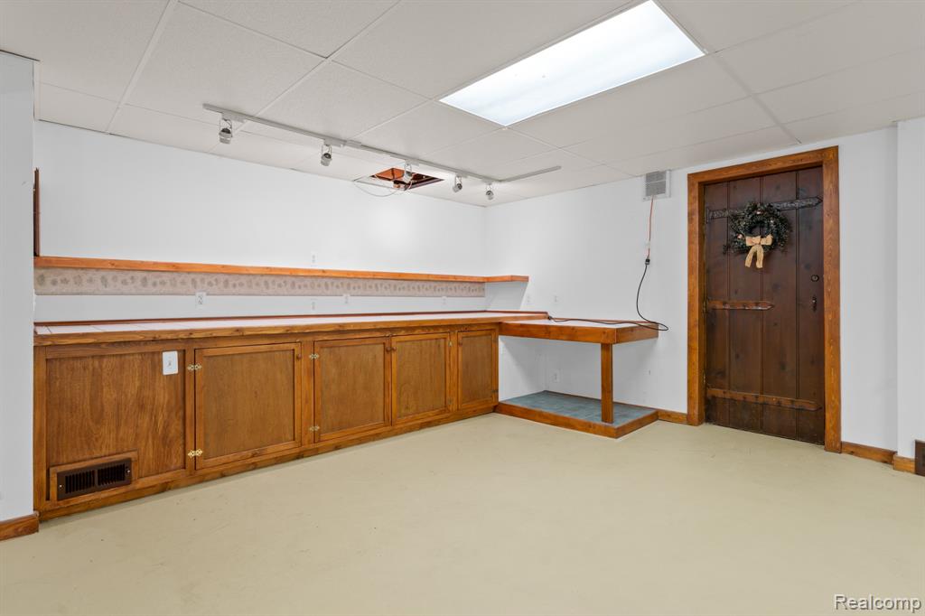 7540 Dexter Pinckney Road Property Photo 45