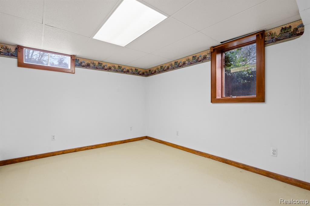 7540 Dexter Pinckney Road Property Photo 48