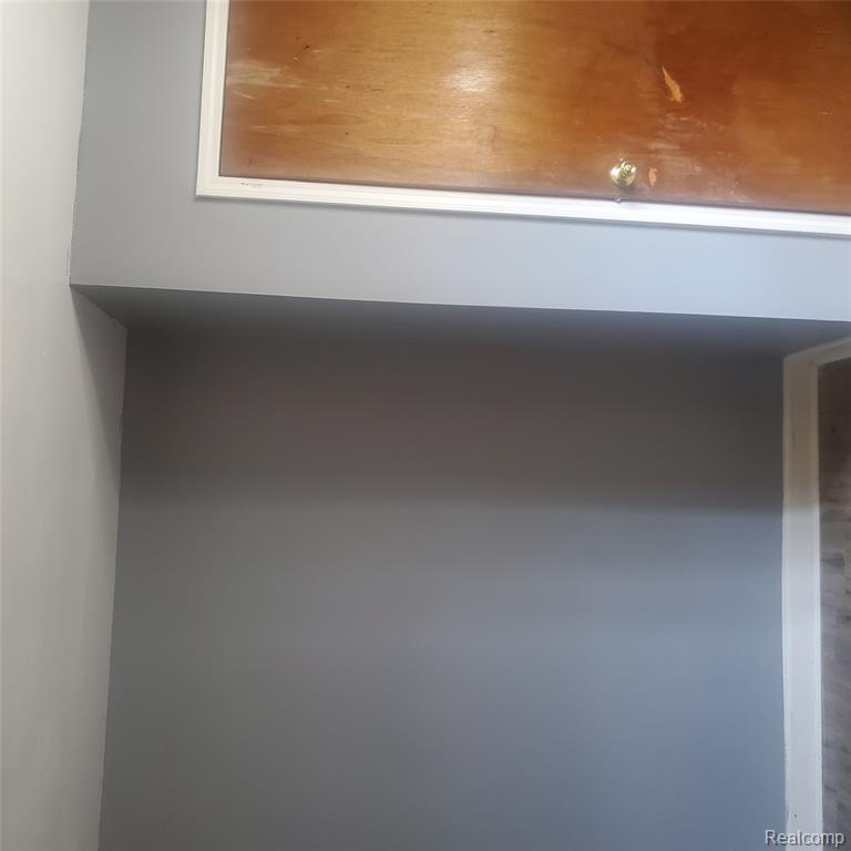 20220 Spencer Street Property Photo 12