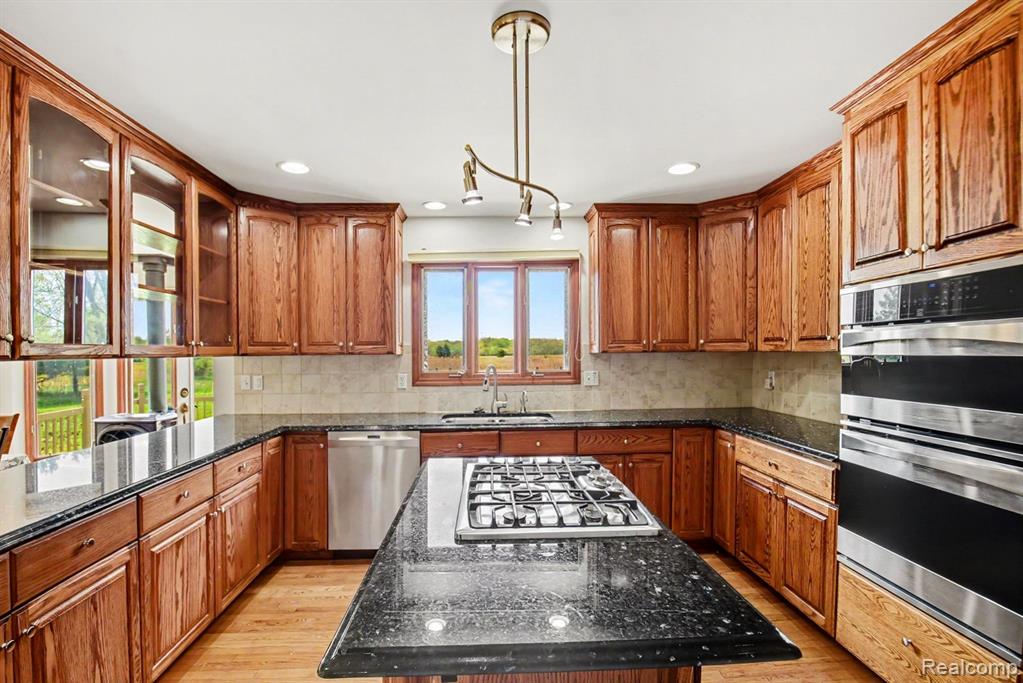 13519 Foley Road Property Photo 10