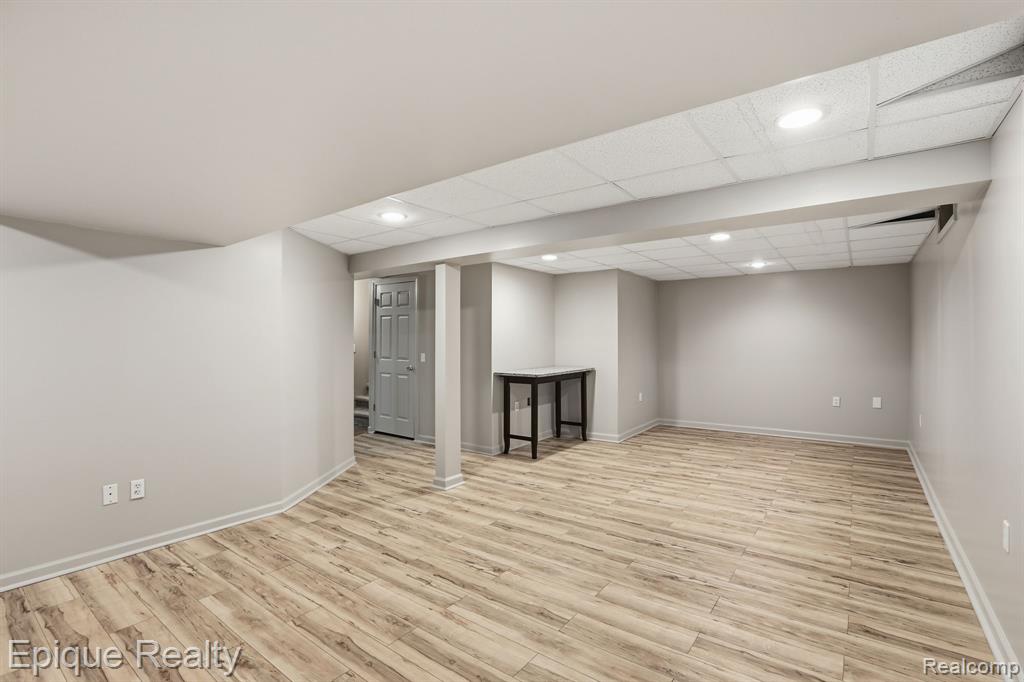 21370 Carlton Drive Property Photo 21
