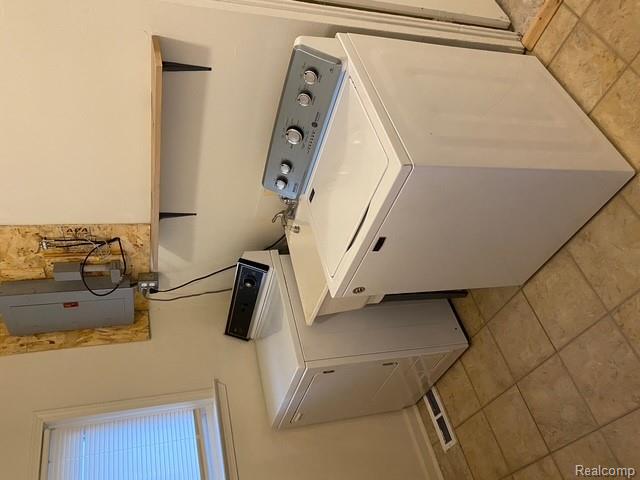 504 E Clinton Street Property Photo 8