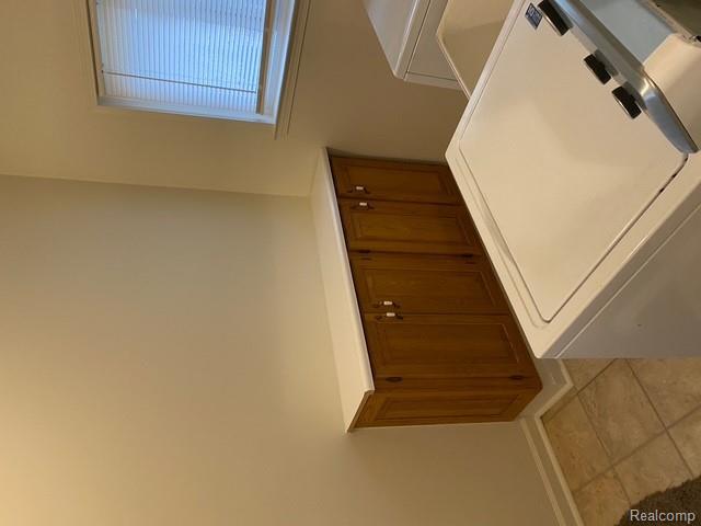 504 E Clinton Street Property Photo 9