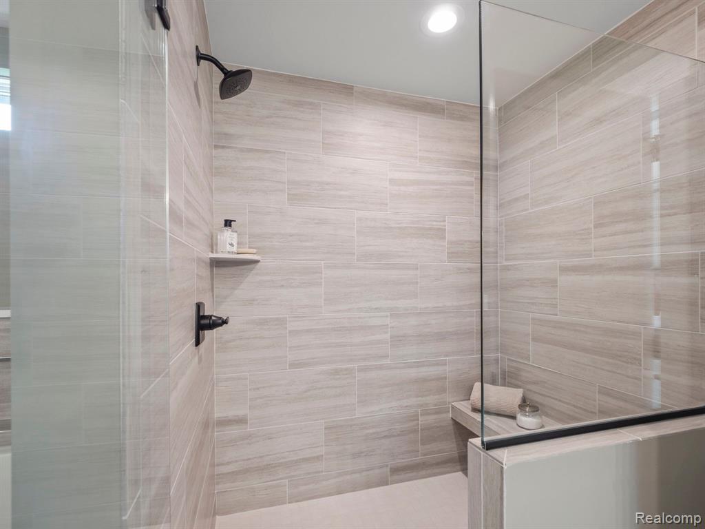 3731 Kinsley Boulevard Property Photo 21