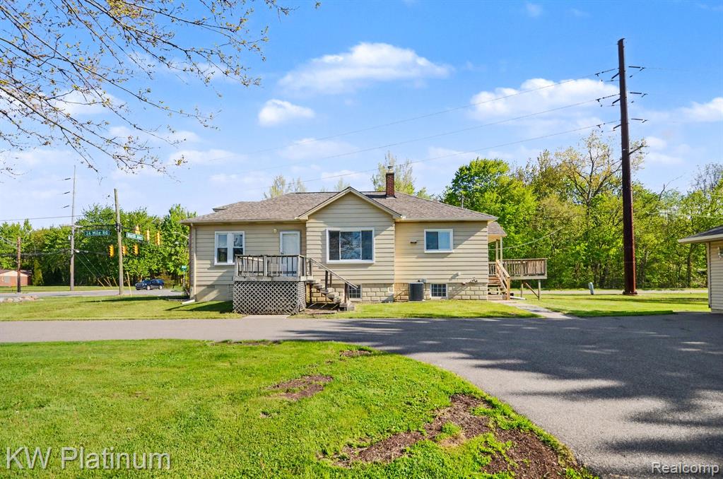52900 North Avenue Property Photo 6