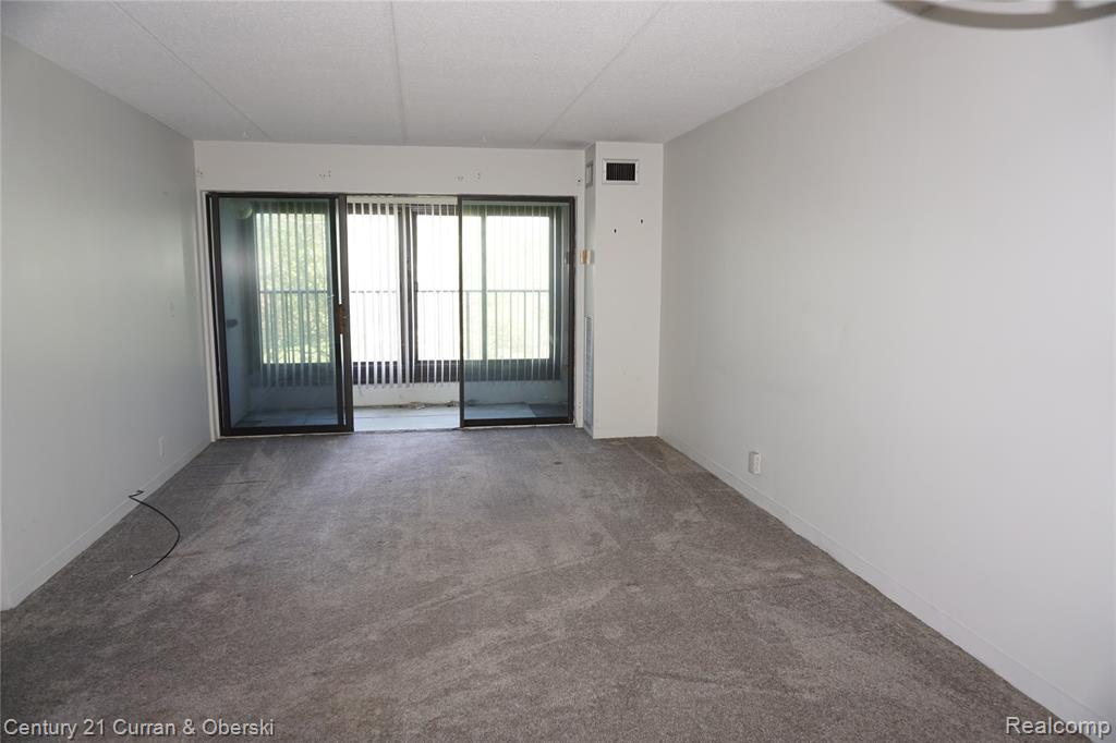 21800 Morley Avenue Property Photo 5