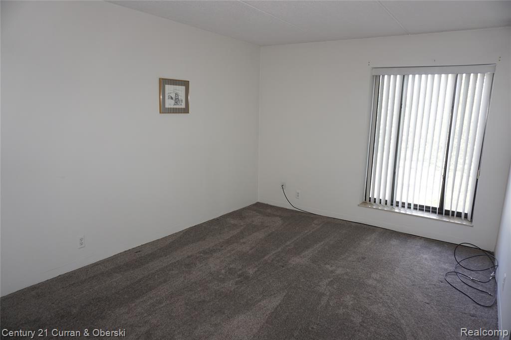 21800 Morley Avenue Property Photo 7