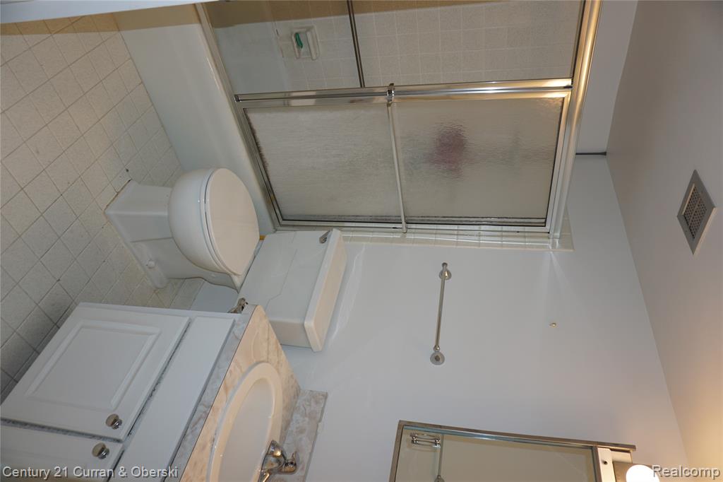 21800 Morley Avenue Property Photo 12