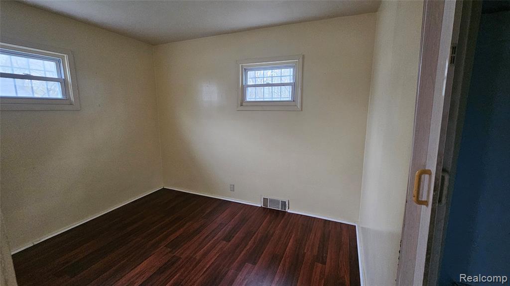 258 E Hobson Avenue Property Photo 12