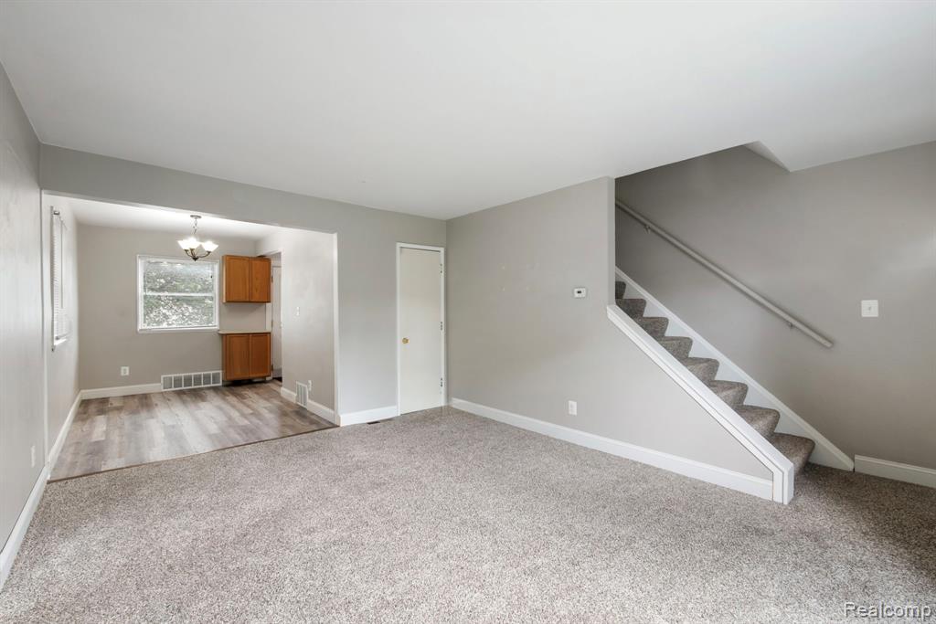 3388 Coolidge Hwy Property Photo 6