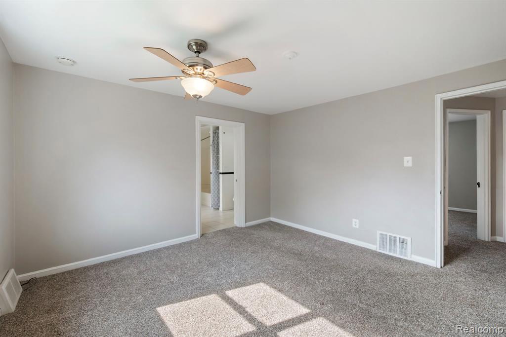 3388 Coolidge Hwy Property Photo 22