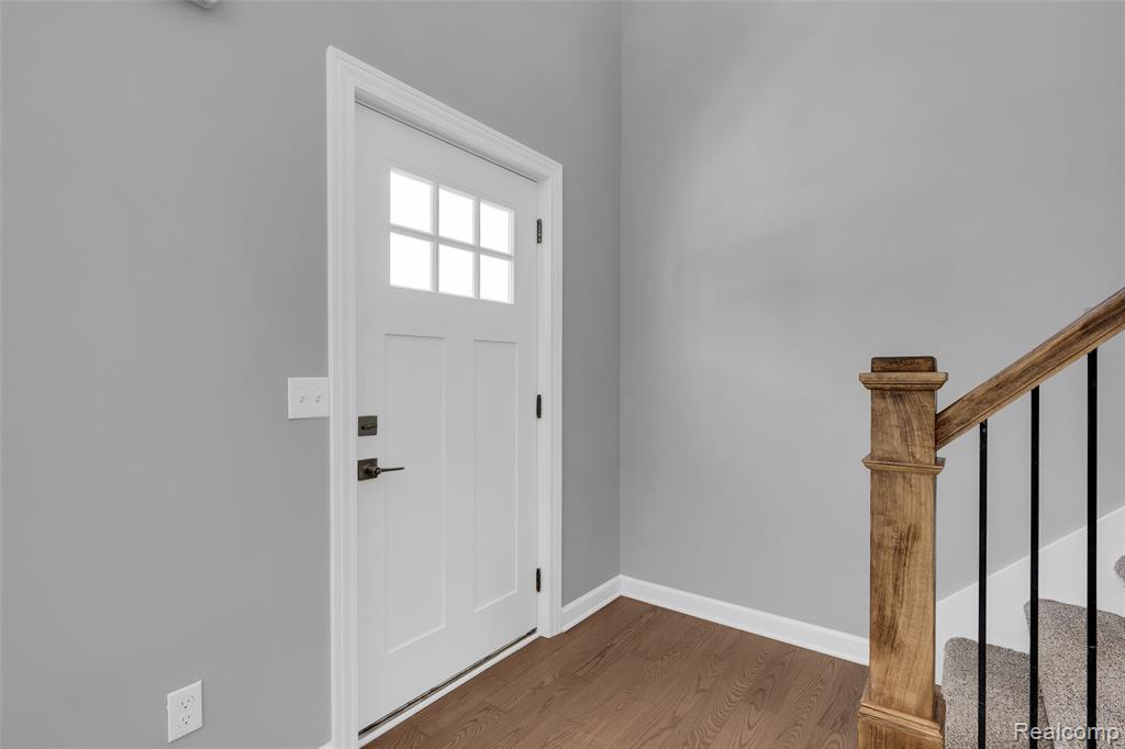 10010 Santa Lucia Court Property Photo 2