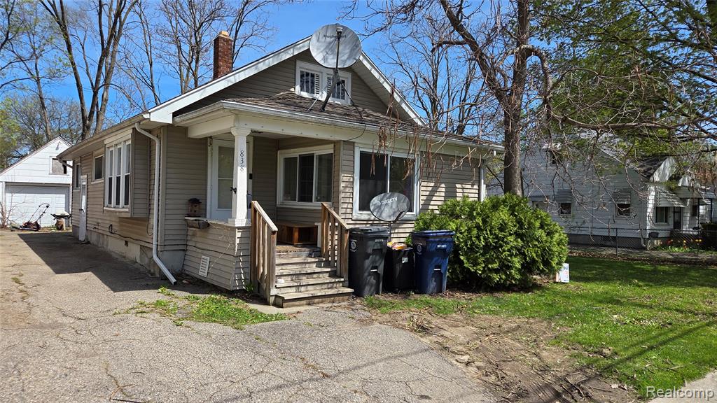 838 Clinton Street Property Photo 1