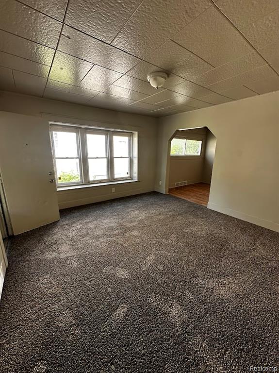 838 Clinton Street Property Photo 4