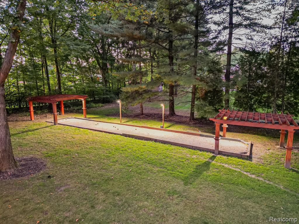 17477 Iris Circle Property Photo 8