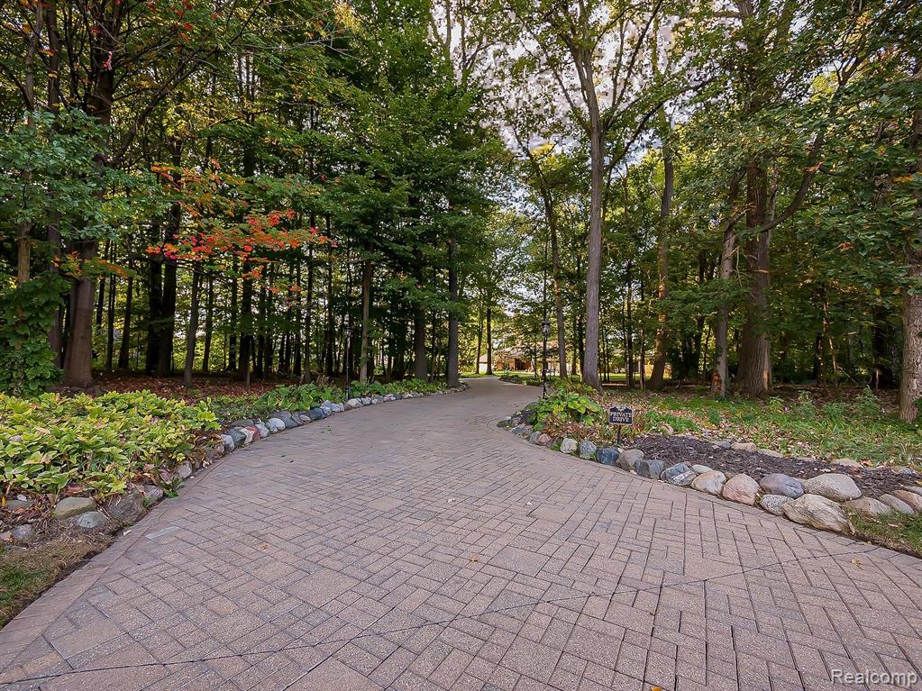 17477 Iris Circle Property Photo 10