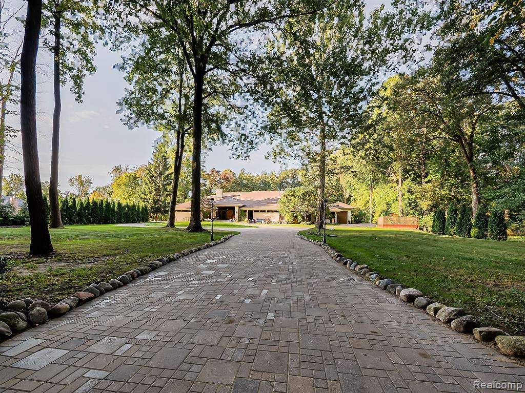 17477 Iris Circle Property Photo 11