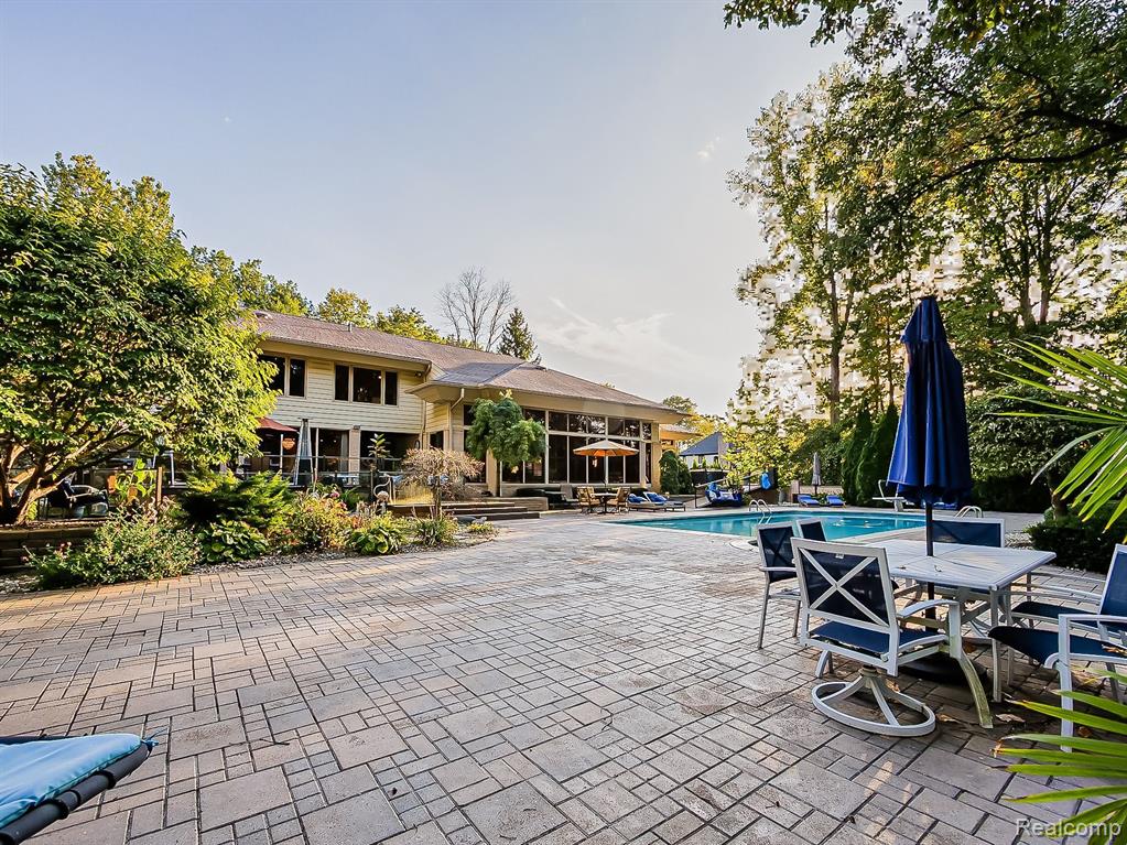 17477 Iris Circle Property Photo 14