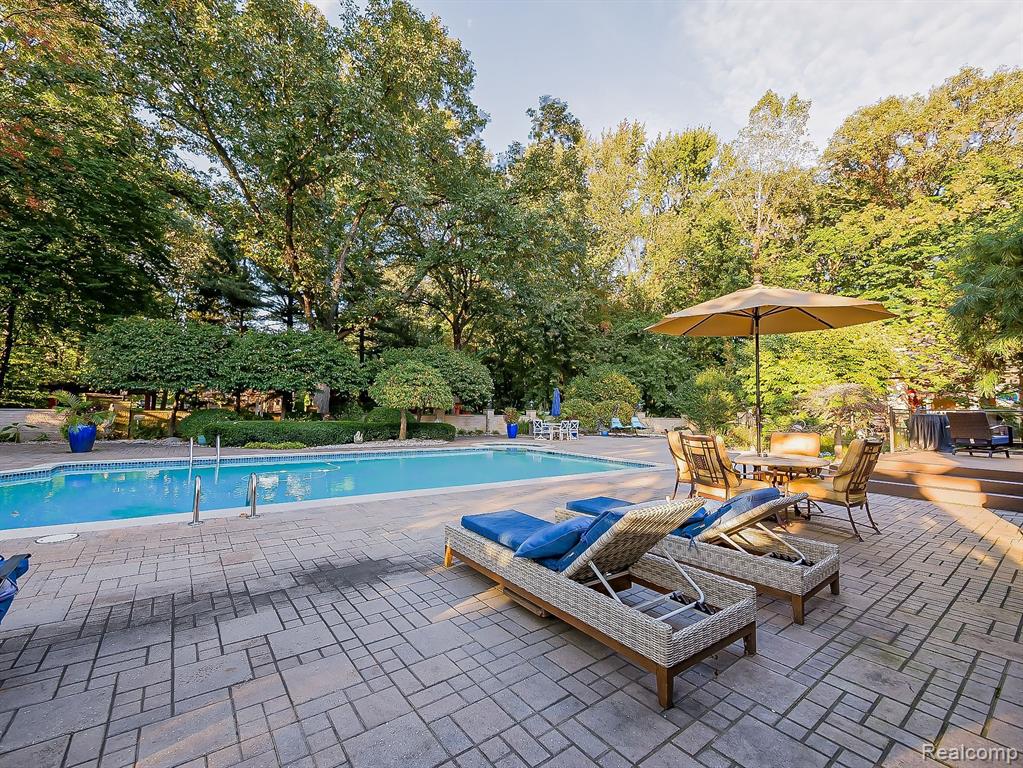 17477 Iris Circle Property Photo 15