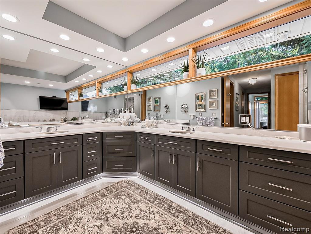 17477 Iris Circle Property Photo 32