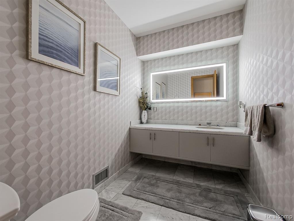 17477 Iris Circle Property Photo 43