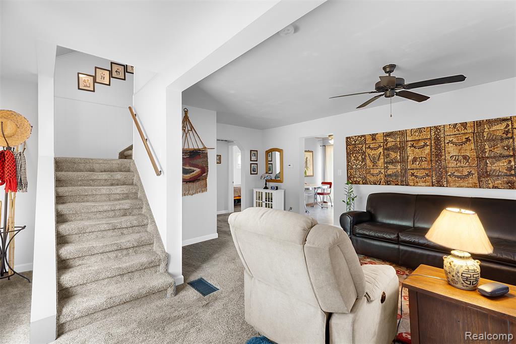 22827 Meridian Road Property Photo 13