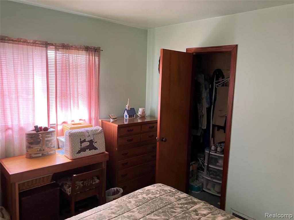 5893 Cribbins Road Property Photo 21