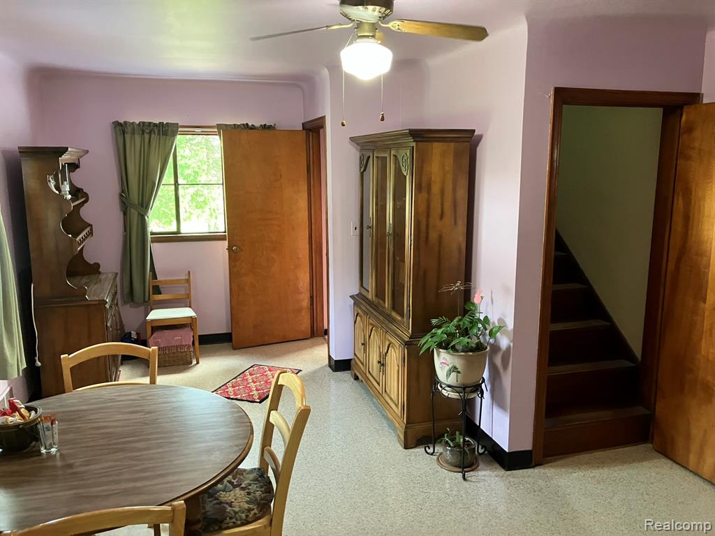 5893 Cribbins Road Property Photo 25