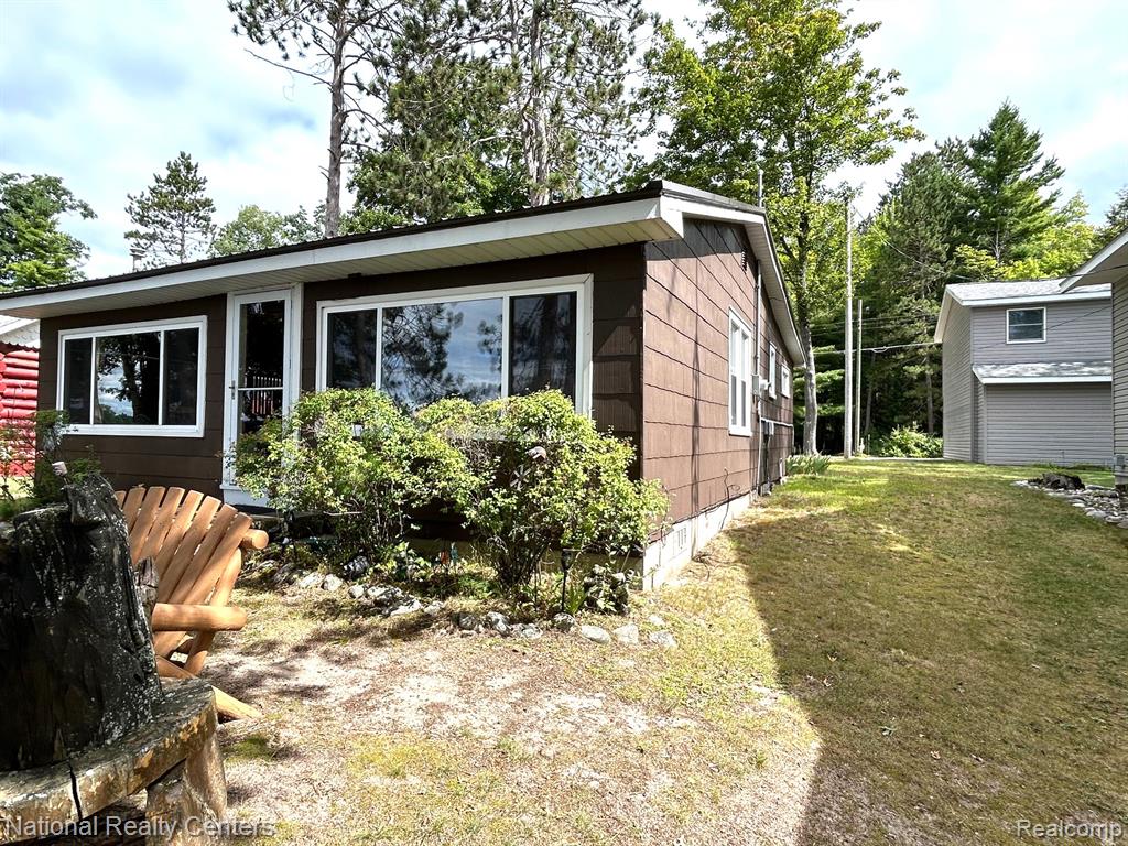 4951 Kokosing Road Property Photo 5