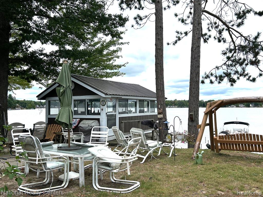 4951 Kokosing Road Property Photo 13