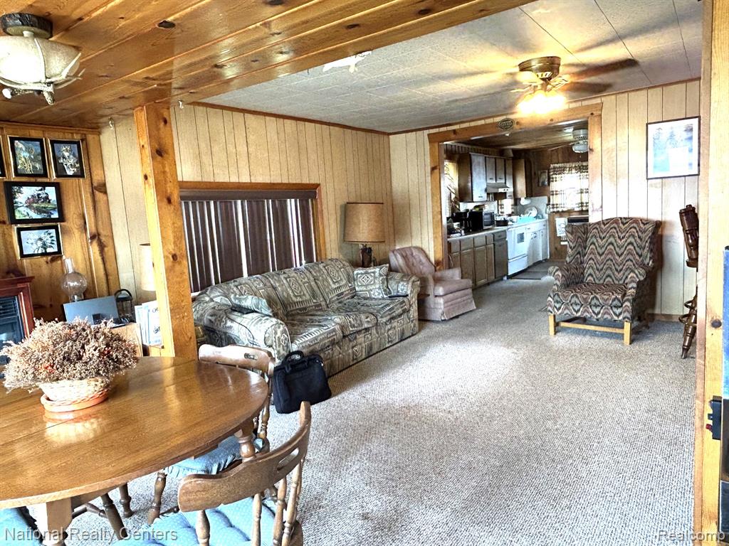 4951 Kokosing Road Property Photo 19