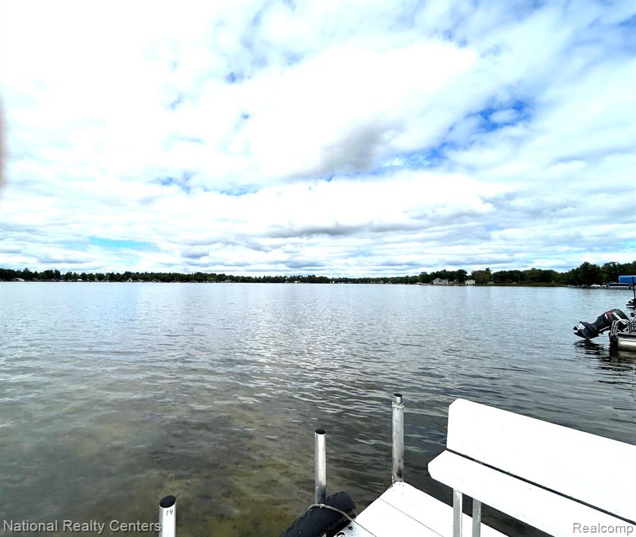 4951 Kokosing Road Property Photo 35