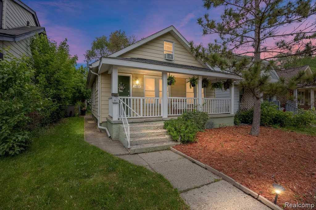 1469 Browning Street Property Photo 1