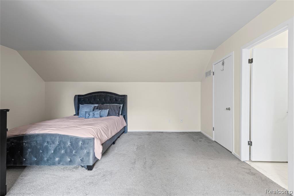 3779 Heritage Parkway Property Photo 7