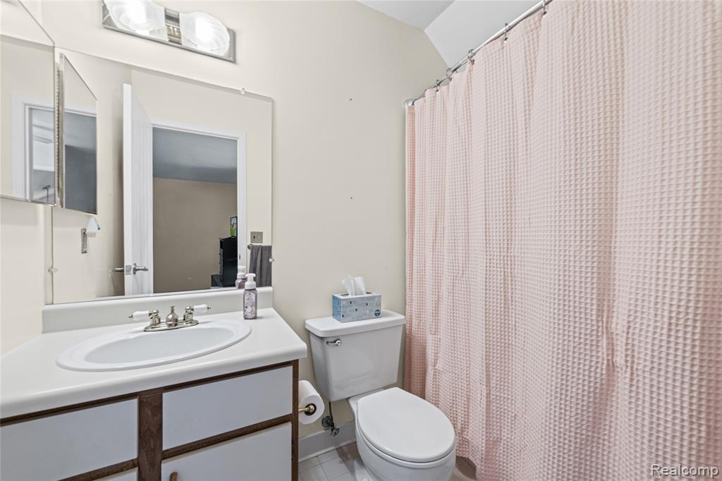 3779 Heritage Parkway Property Photo 12