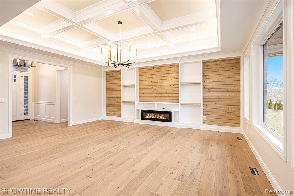 11695 Encore Drive Property Photo 6