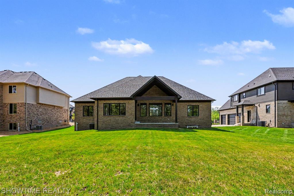 11695 Encore Drive Property Photo 33
