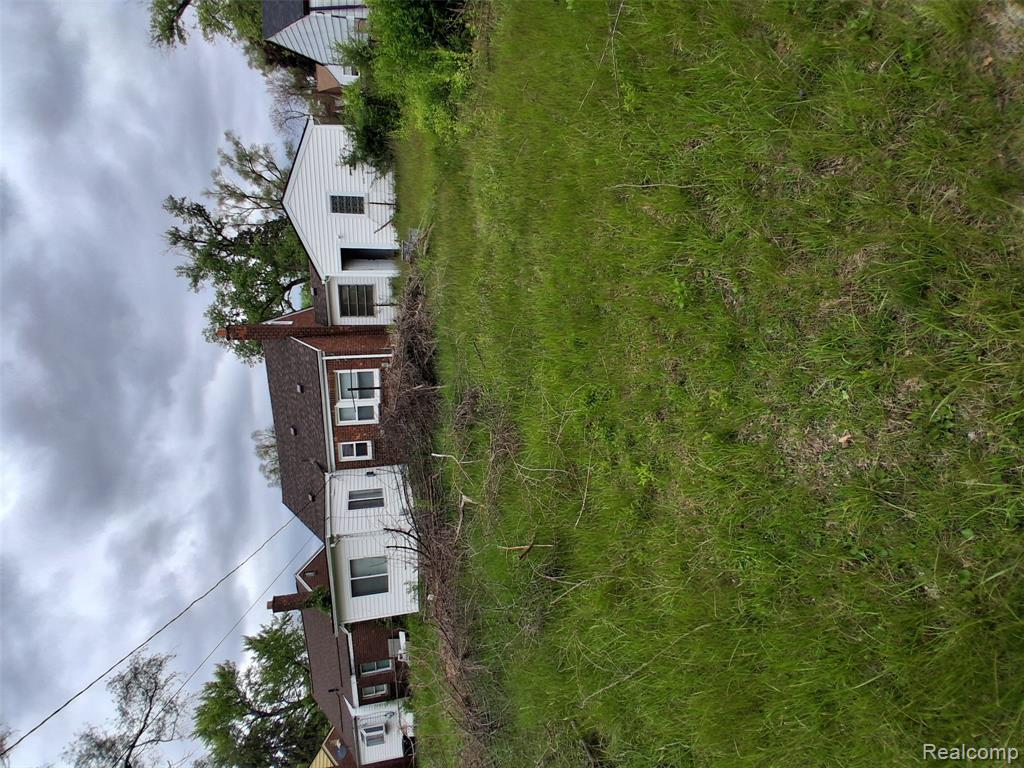 19726 Woodingham Drive Property Photo 37