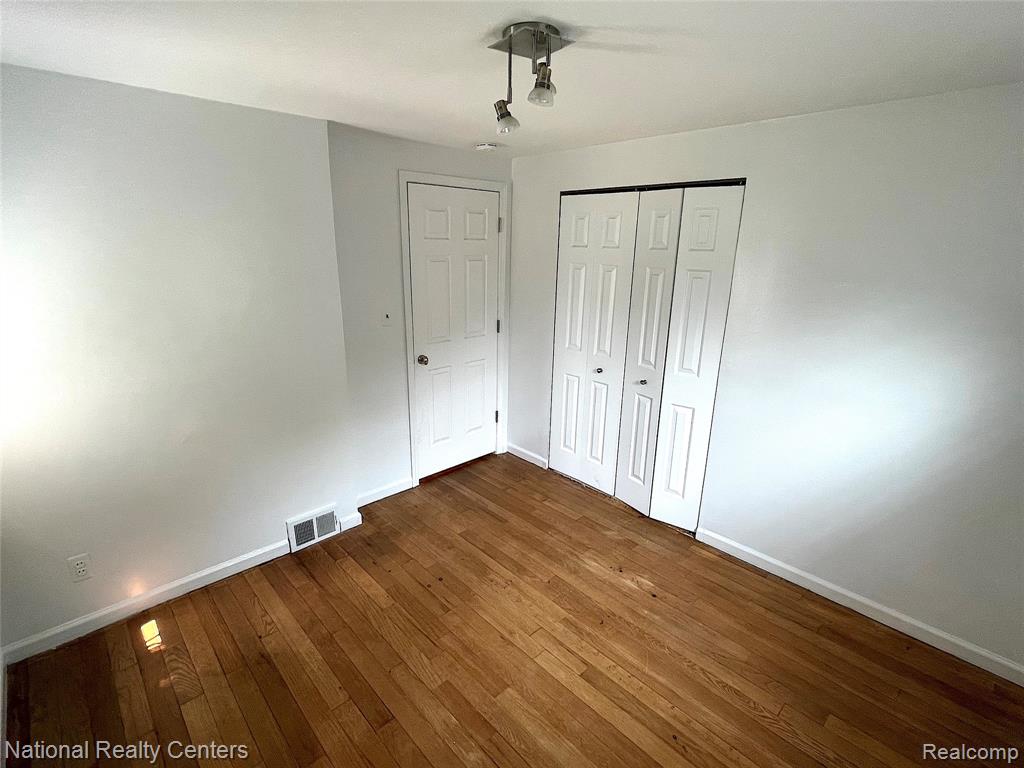 1704 Graefield Road Property Photo 7