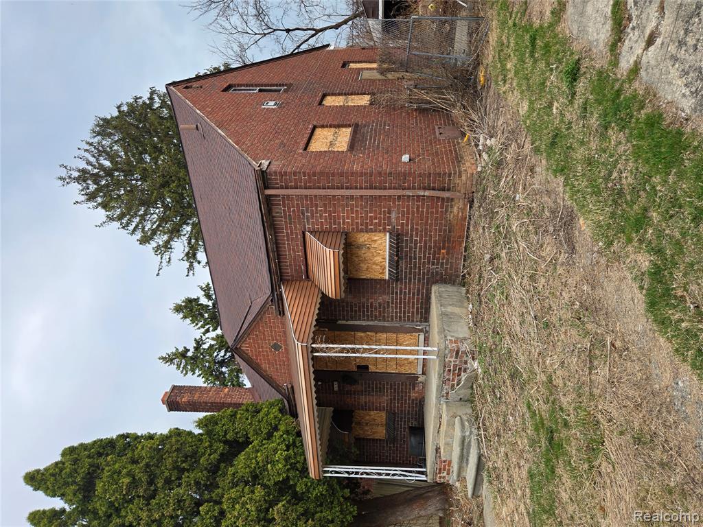 19182 Hickory Street Property Photo 1