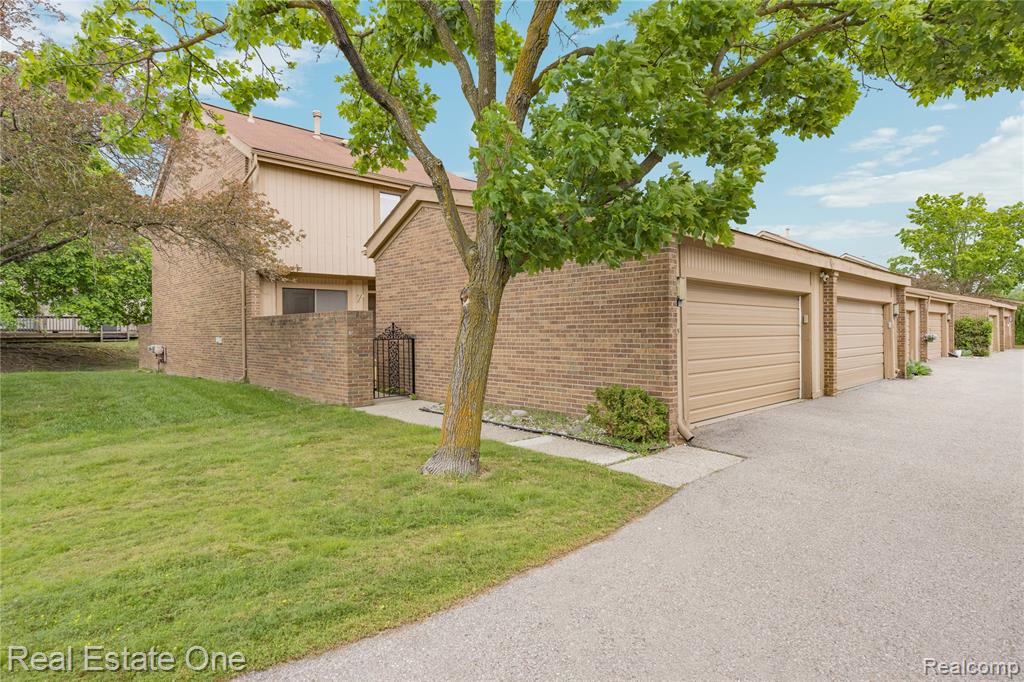 5345 Wright Way Property Photo 2