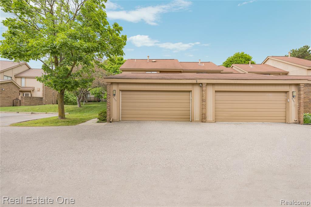 5345 Wright Way Property Photo 3