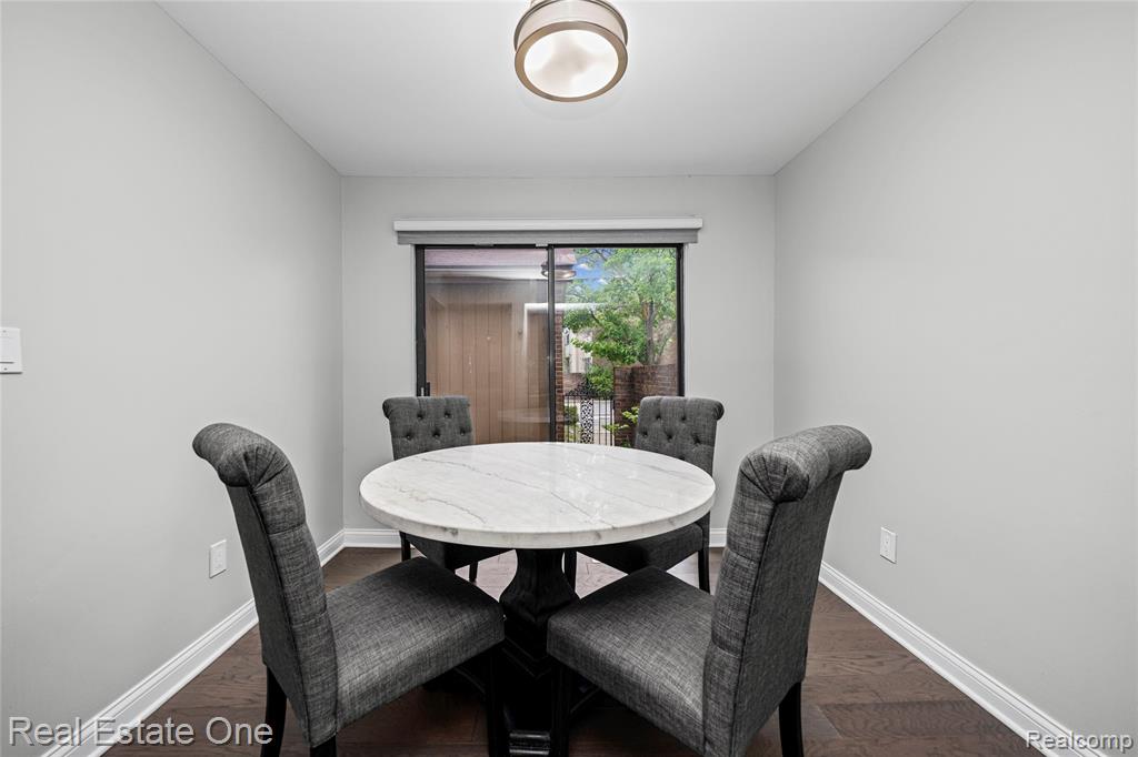 5345 Wright Way Property Photo 29