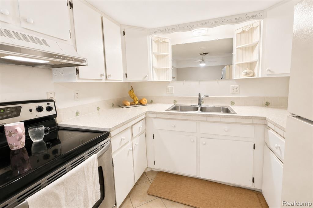 61227 Heritage Property Photo 7