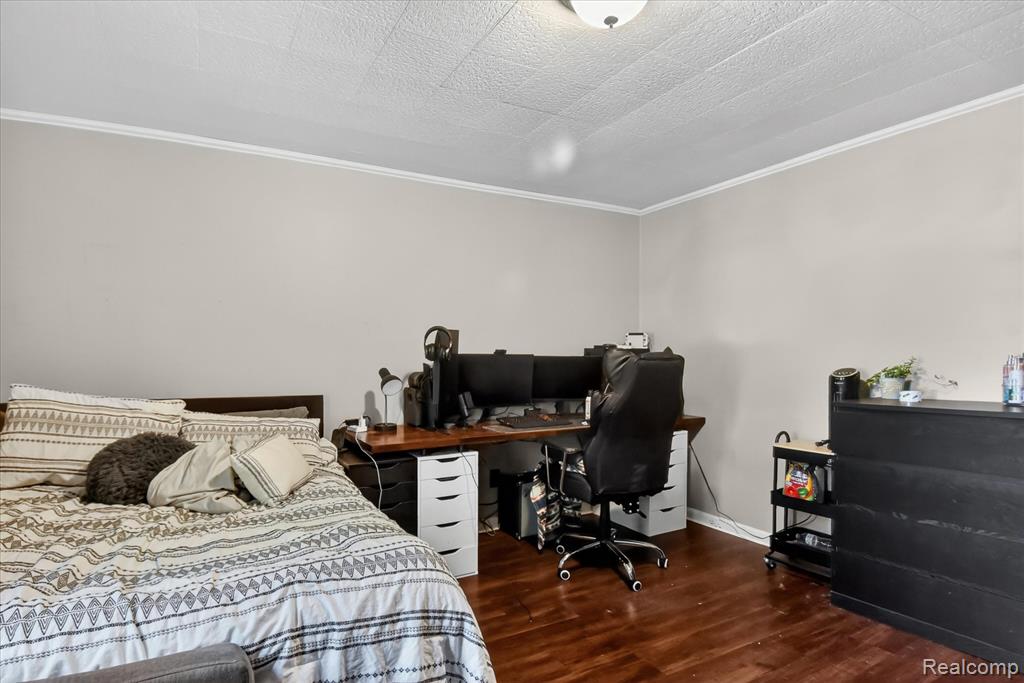 3660 Keewahdin Road Property Photo 19
