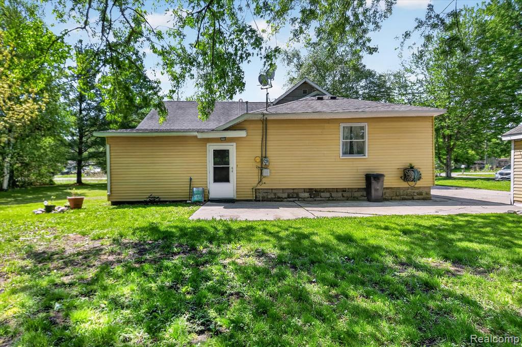 3660 Keewahdin Road Property Photo 33