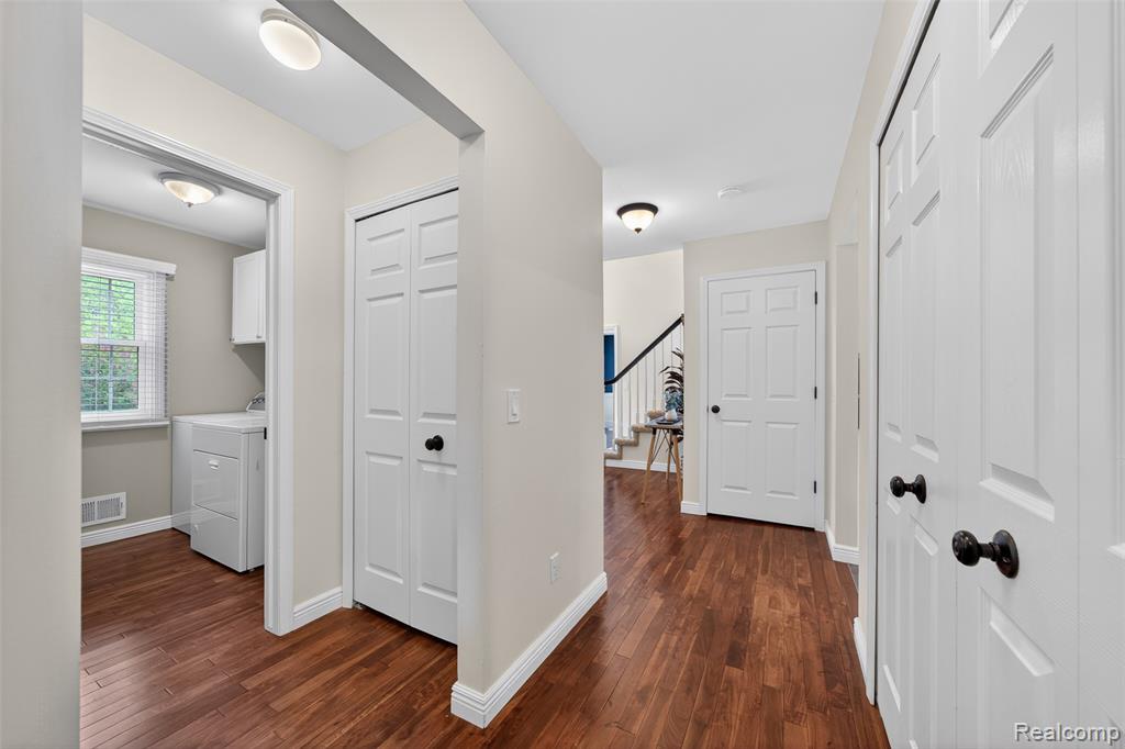 1427 Trailside Boulevard Property Photo 10