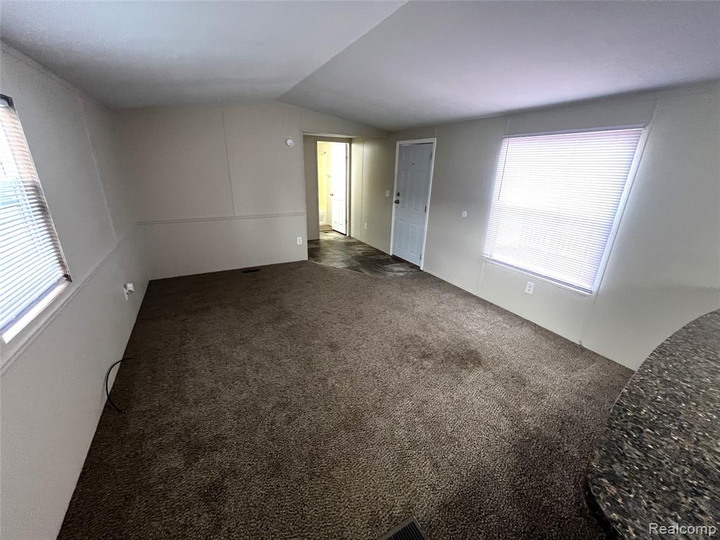 80 Pool Drive Property Photo 11