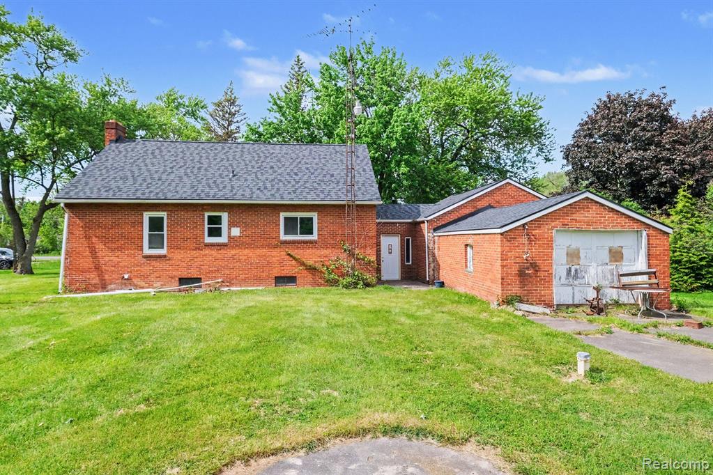 1093 W Maple Avenue Property Photo 15