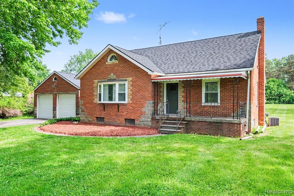 1093 W Maple Avenue Property Photo 17